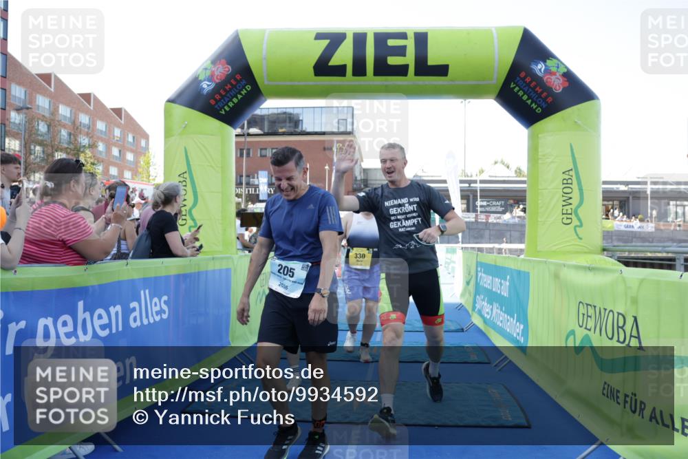 09.08.2026 - GEWOBA Citytriathlon Bremen Yannick Fuchs http://msf.ph/oto/9934592 09.08.2026 11:36:15 Ziel 41, 205, 330 meine-sportfotos.de
