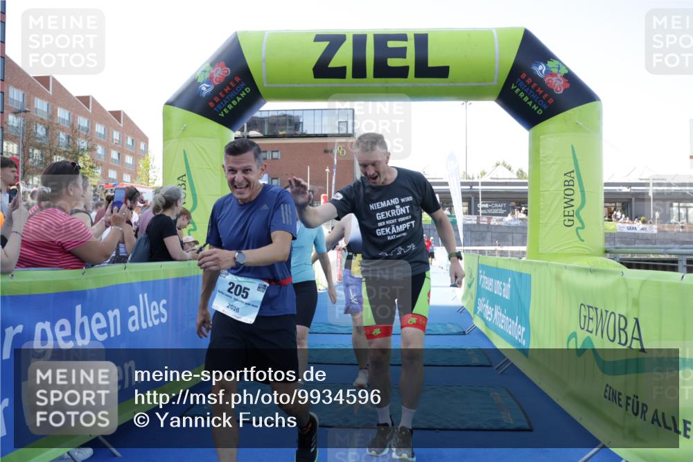 09.08.2026 - GEWOBA Citytriathlon Bremen Yannick Fuchs http://msf.ph/oto/9934596 09.08.2026 11:36:16 Ziel 41, 205, 330 meine-sportfotos.de