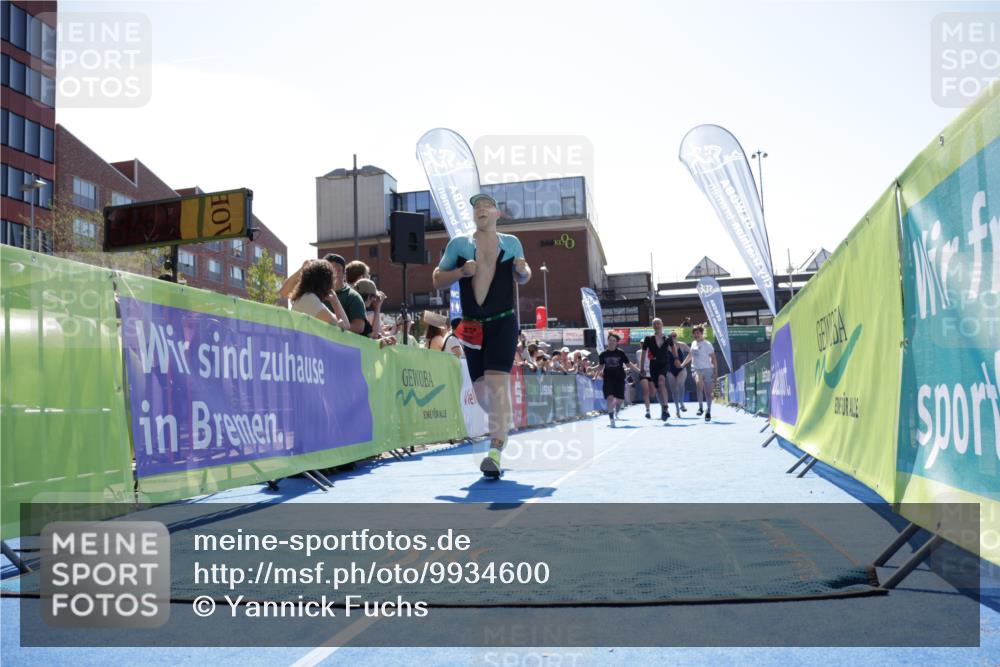 09.08.2026 - GEWOBA Citytriathlon Bremen Yannick Fuchs http://msf.ph/oto/9934600 09.08.2026 14:39:36 Ziel 672, 800, 1106 meine-sportfotos.de