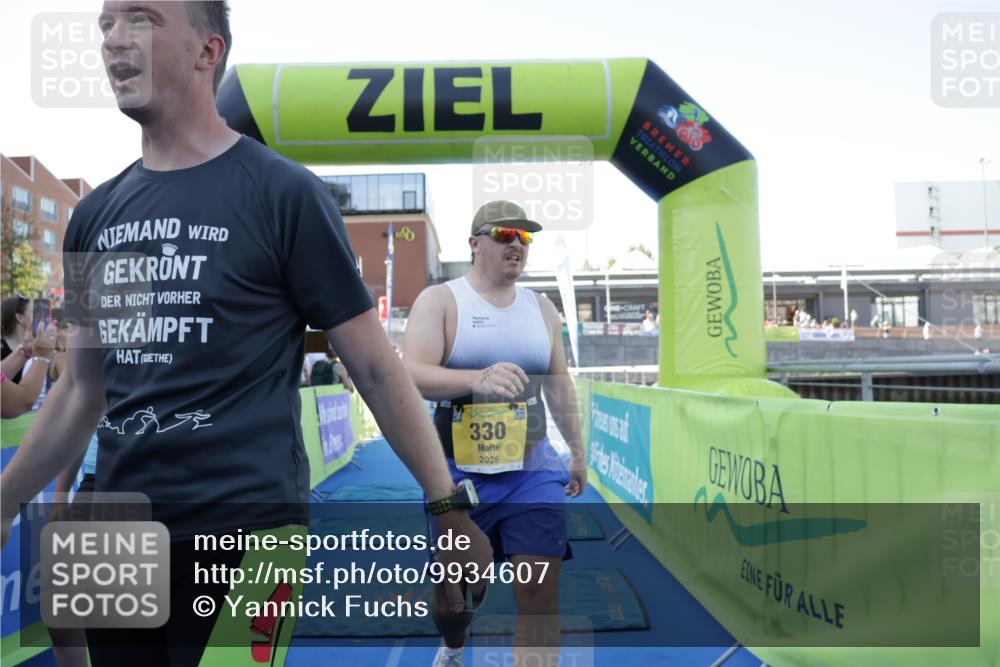 09.08.2026 - GEWOBA Citytriathlon Bremen Yannick Fuchs http://msf.ph/oto/9934607 09.08.2026 11:36:17 Ziel 41, 330 meine-sportfotos.de