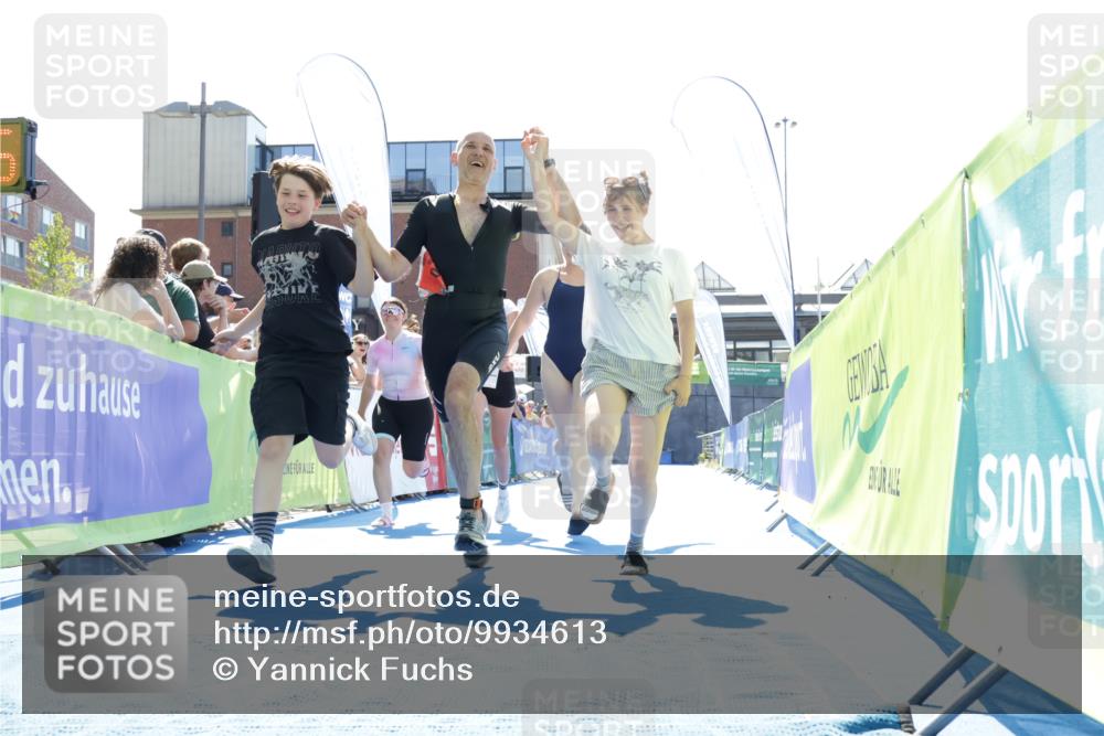 09.08.2026 - GEWOBA Citytriathlon Bremen Yannick Fuchs http://msf.ph/oto/9934613 09.08.2026 14:39:38 Ziel 672, 800, 1106 meine-sportfotos.de