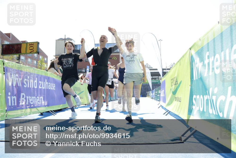 09.08.2026 - GEWOBA Citytriathlon Bremen Yannick Fuchs http://msf.ph/oto/9934615 09.08.2026 14:39:38 Ziel 672, 800, 1106 meine-sportfotos.de