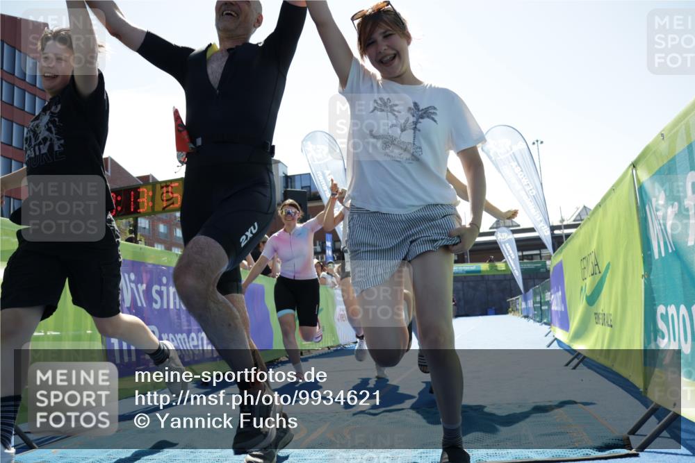 09.08.2026 - GEWOBA Citytriathlon Bremen Yannick Fuchs http://msf.ph/oto/9934621 09.08.2026 14:39:39 Ziel 672, 800, 1106 meine-sportfotos.de