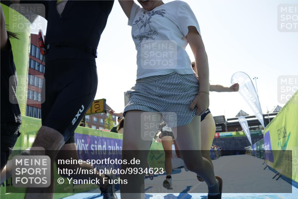 09.08.2026 - GEWOBA Citytriathlon Bremen Yannick Fuchs http://msf.ph/oto/9934623 09.08.2026 14:39:39 Ziel 672, 800, 1106 meine-sportfotos.de