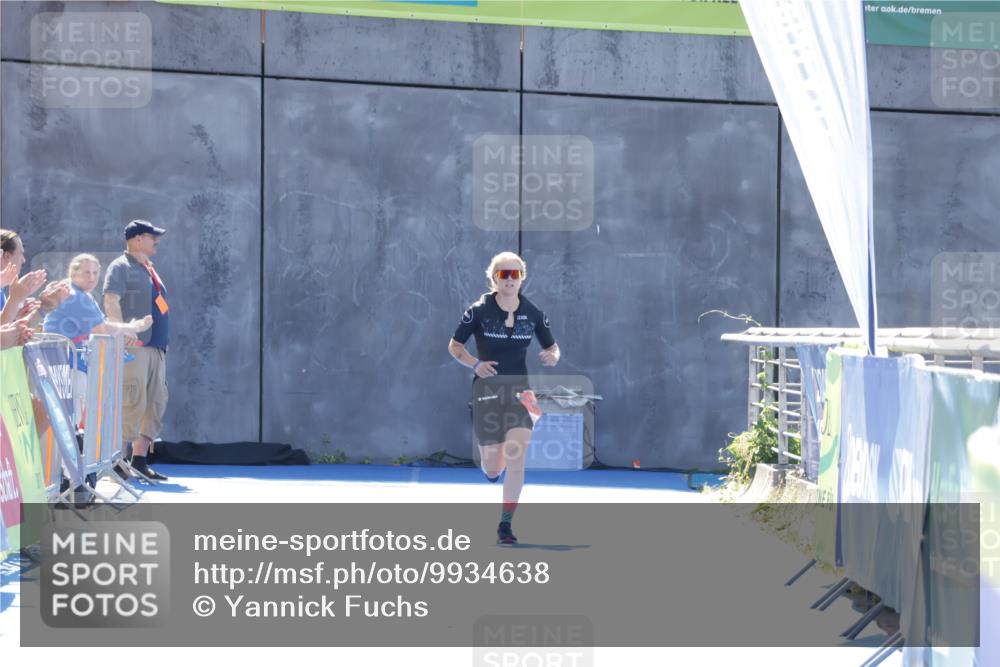 09.08.2026 - GEWOBA Citytriathlon Bremen Yannick Fuchs http://msf.ph/oto/9934638 09.08.2026 14:40:00 Ziel  meine-sportfotos.de