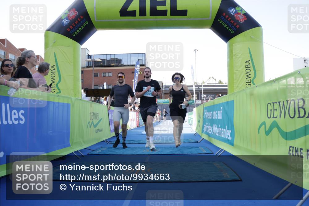 09.08.2026 - GEWOBA Citytriathlon Bremen Yannick Fuchs http://msf.ph/oto/9934663 09.08.2026 11:36:32 Ziel 93, 139 meine-sportfotos.de