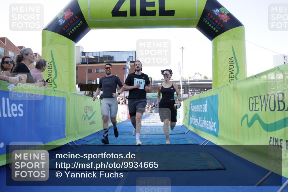 09.08.2026 - GEWOBA Citytriathlon Bremen Yannick Fuchs http://msf.ph/oto/9934665 09.08.2026 11:36:33 Ziel 93, 139 meine-sportfotos.de