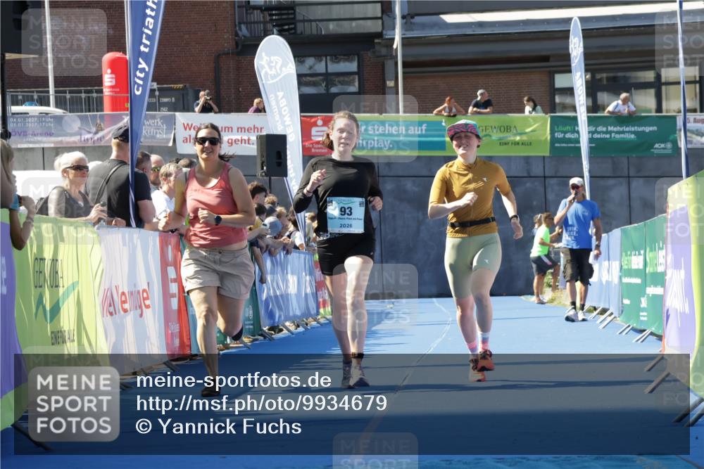 09.08.2026 - GEWOBA Citytriathlon Bremen Yannick Fuchs http://msf.ph/oto/9934679 09.08.2026 11:36:36 Ziel 93, 139 meine-sportfotos.de