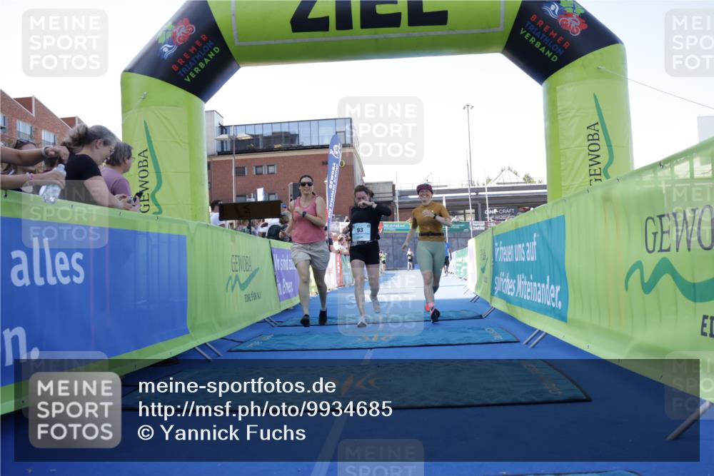 09.08.2026 - GEWOBA Citytriathlon Bremen Yannick Fuchs http://msf.ph/oto/9934685 09.08.2026 11:36:38 Ziel 93 meine-sportfotos.de