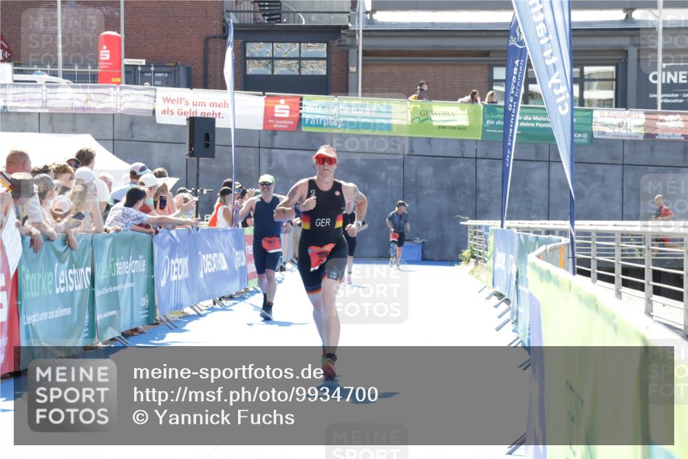09.08.2026 - GEWOBA Citytriathlon Bremen Yannick Fuchs http://msf.ph/oto/9934700 09.08.2026 14:40:34 Ziel 996 meine-sportfotos.de