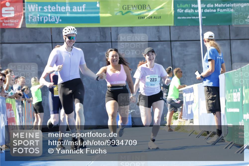 09.08.2026 - GEWOBA Citytriathlon Bremen Yannick Fuchs http://msf.ph/oto/9934709 09.08.2026 11:36:44 Ziel 223 meine-sportfotos.de