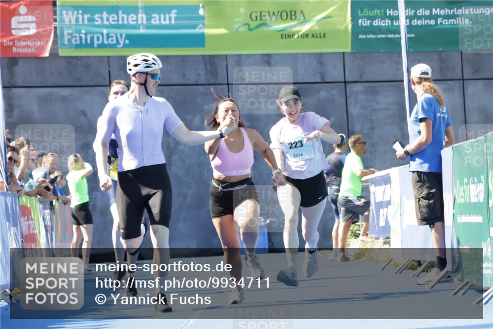 09.08.2026 - GEWOBA Citytriathlon Bremen Yannick Fuchs http://msf.ph/oto/9934711 09.08.2026 11:36:44 Ziel 223 meine-sportfotos.de