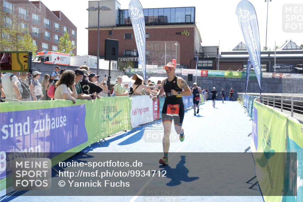 09.08.2026 - GEWOBA Citytriathlon Bremen Yannick Fuchs http://msf.ph/oto/9934712 09.08.2026 14:40:36 Ziel 785, 996 meine-sportfotos.de