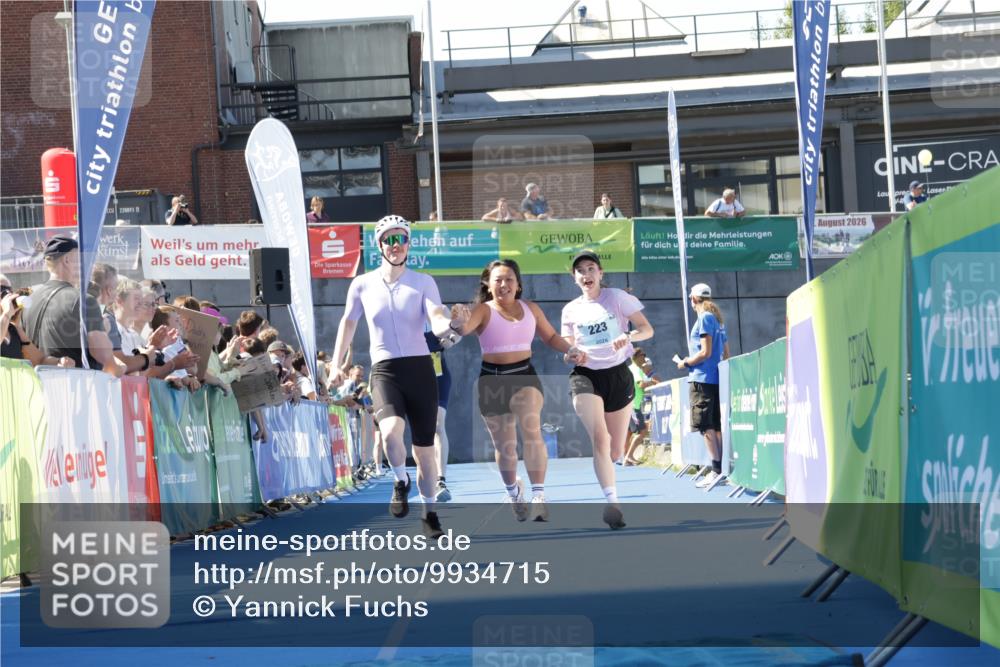 09.08.2026 - GEWOBA Citytriathlon Bremen Yannick Fuchs http://msf.ph/oto/9934715 09.08.2026 11:36:46 Ziel 223, 313 meine-sportfotos.de