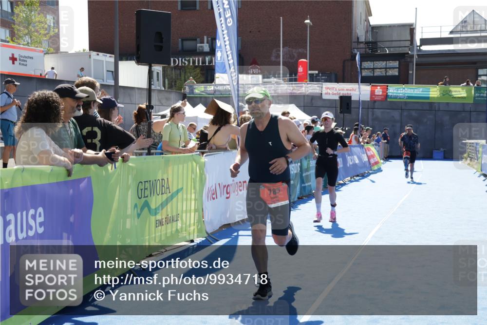09.08.2026 - GEWOBA Citytriathlon Bremen Yannick Fuchs http://msf.ph/oto/9934718 09.08.2026 14:40:39 Ziel 785, 939, 996 meine-sportfotos.de