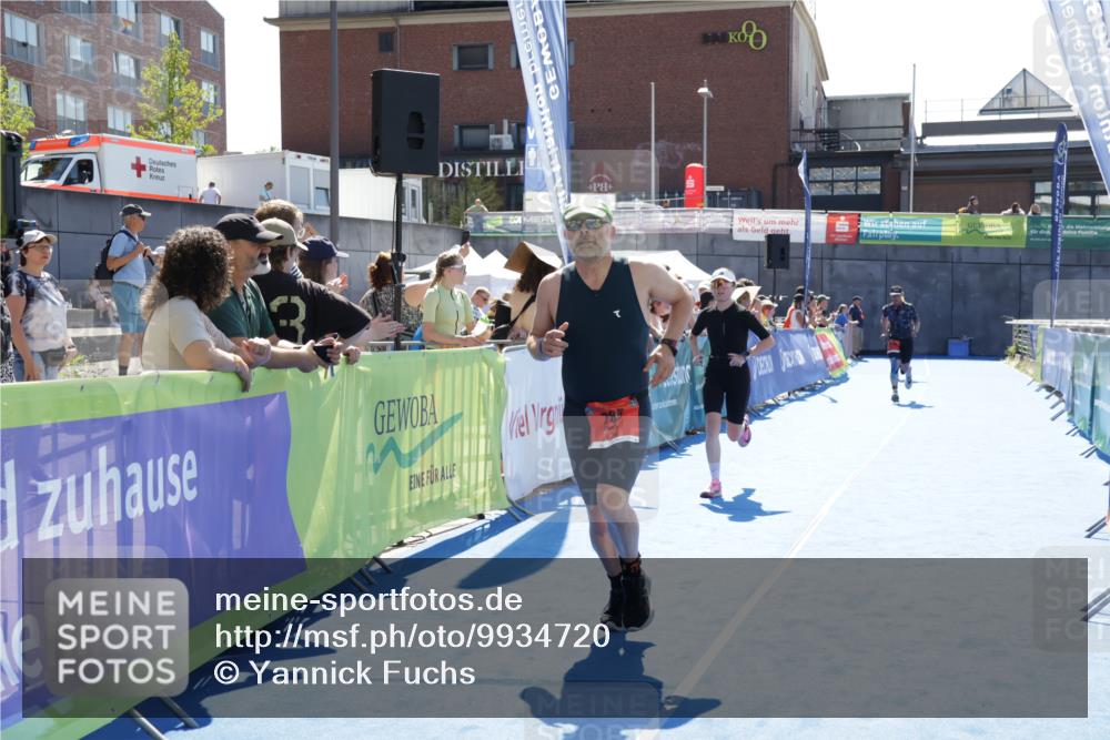 09.08.2026 - GEWOBA Citytriathlon Bremen Yannick Fuchs http://msf.ph/oto/9934720 09.08.2026 14:40:40 Ziel 785, 859, 939, 996 meine-sportfotos.de