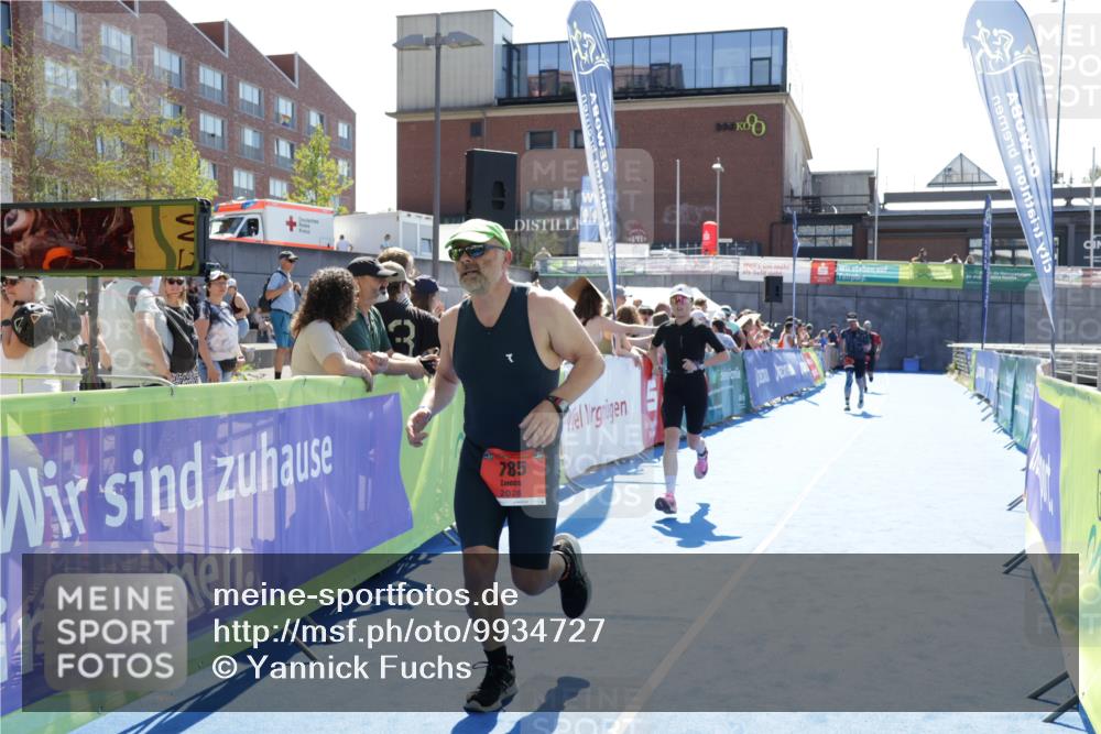 09.08.2026 - GEWOBA Citytriathlon Bremen Yannick Fuchs http://msf.ph/oto/9934727 09.08.2026 14:40:40 Ziel 785, 859, 939, 996 meine-sportfotos.de