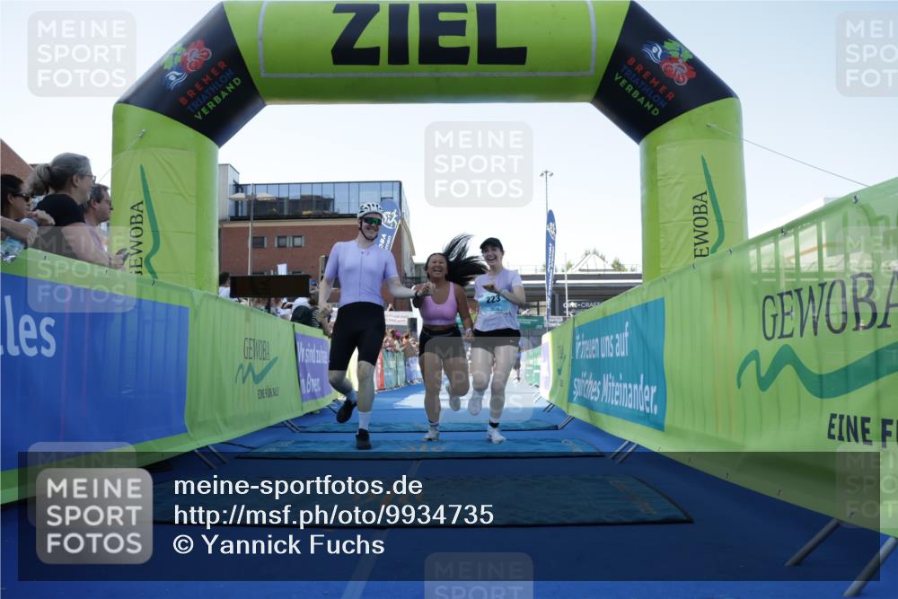 09.08.2026 - GEWOBA Citytriathlon Bremen Yannick Fuchs http://msf.ph/oto/9934735 09.08.2026 11:36:48 Ziel 223, 313 meine-sportfotos.de