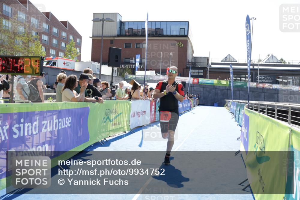 09.08.2026 - GEWOBA Citytriathlon Bremen Yannick Fuchs http://msf.ph/oto/9934752 09.08.2026 14:40:47 Ziel 779, 859, 939 meine-sportfotos.de