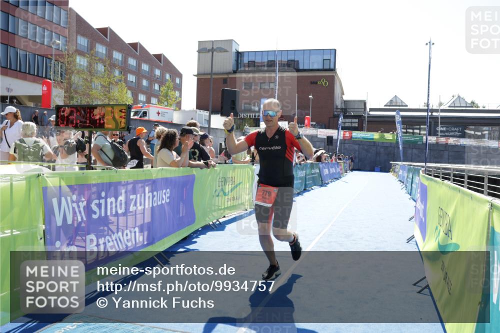 09.08.2026 - GEWOBA Citytriathlon Bremen Yannick Fuchs http://msf.ph/oto/9934757 09.08.2026 14:40:48 Ziel 779, 859 meine-sportfotos.de
