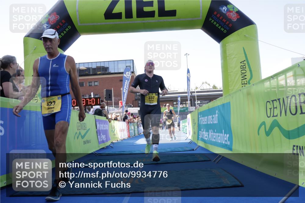 09.08.2026 - GEWOBA Citytriathlon Bremen Yannick Fuchs http://msf.ph/oto/9934776 09.08.2026 11:37:05 Ziel 337, 423, 492, 501 meine-sportfotos.de