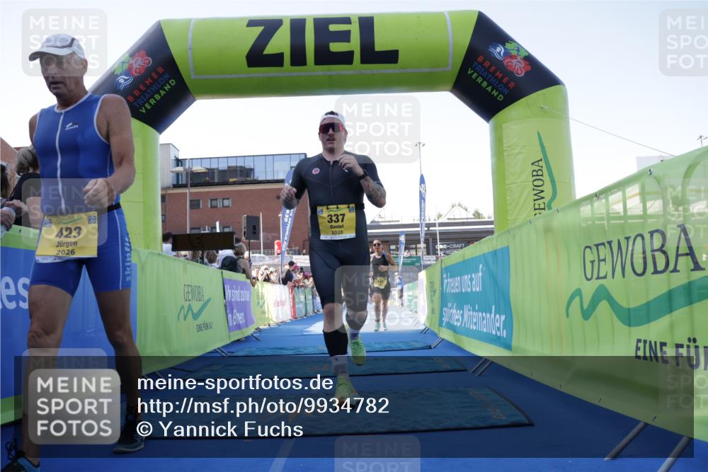 09.08.2026 - GEWOBA Citytriathlon Bremen Yannick Fuchs http://msf.ph/oto/9934782 09.08.2026 11:37:05 Ziel 337, 423, 492, 501 meine-sportfotos.de