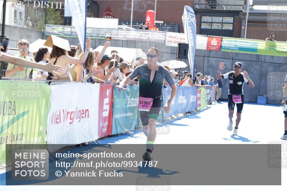 09.08.2026 - GEWOBA Citytriathlon Bremen Yannick Fuchs http://msf.ph/oto/9934787 09.08.2026 14:41:15 Ziel 1007, 1007, 1012 meine-sportfotos.de