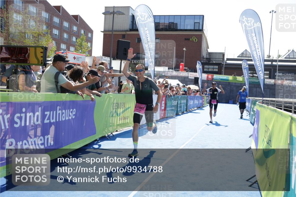 09.08.2026 - GEWOBA Citytriathlon Bremen Yannick Fuchs http://msf.ph/oto/9934788 09.08.2026 14:41:16 Ziel 1007, 1007, 1012 meine-sportfotos.de