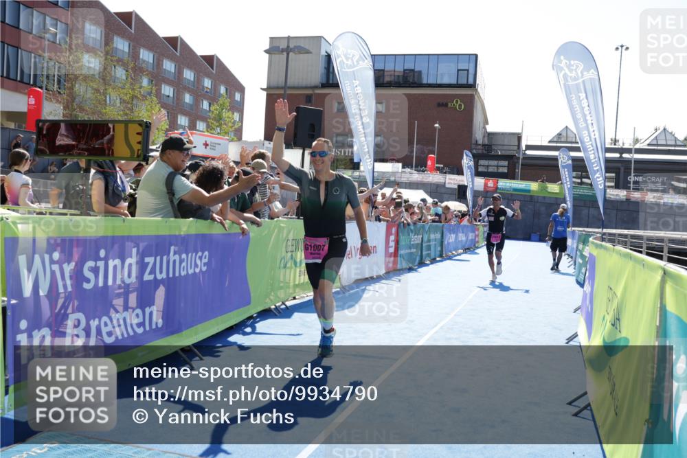 09.08.2026 - GEWOBA Citytriathlon Bremen Yannick Fuchs http://msf.ph/oto/9934790 09.08.2026 14:41:16 Ziel 1007, 1007, 1012 meine-sportfotos.de