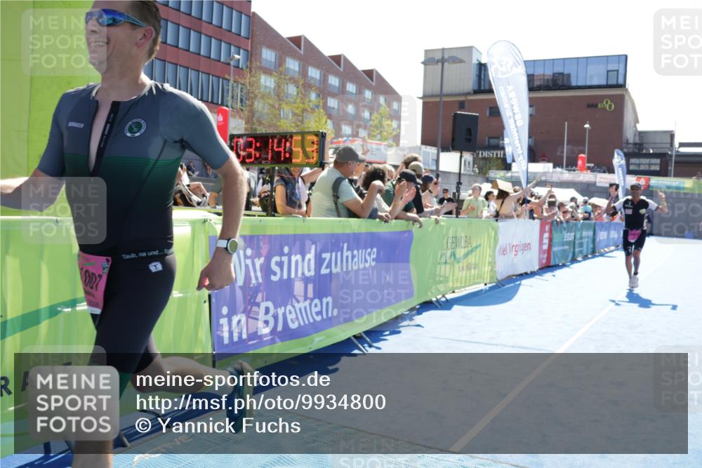 09.08.2026 - GEWOBA Citytriathlon Bremen Yannick Fuchs http://msf.ph/oto/9934800 09.08.2026 14:41:17 Ziel 1007, 1007, 1012 meine-sportfotos.de