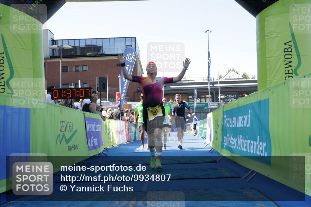 09.08.2026 - GEWOBA Citytriathlon Bremen Yannick Fuchs http://msf.ph/oto/9934807 09.08.2026 11:37:11 Ziel 15, 113, 331, 501 meine-sportfotos.de