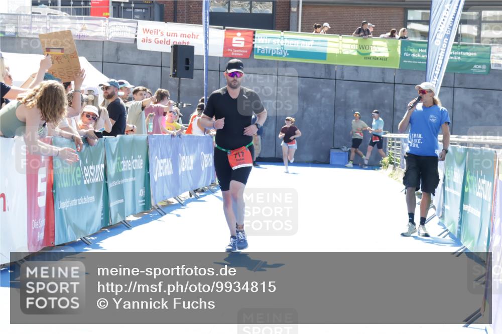 09.08.2026 - GEWOBA Citytriathlon Bremen Yannick Fuchs http://msf.ph/oto/9934815 09.08.2026 14:41:55 Ziel 717 meine-sportfotos.de