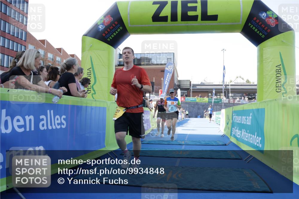 09.08.2026 - GEWOBA Citytriathlon Bremen Yannick Fuchs http://msf.ph/oto/9934848 09.08.2026 11:37:17 Ziel 27, 113, 331, 510 meine-sportfotos.de
