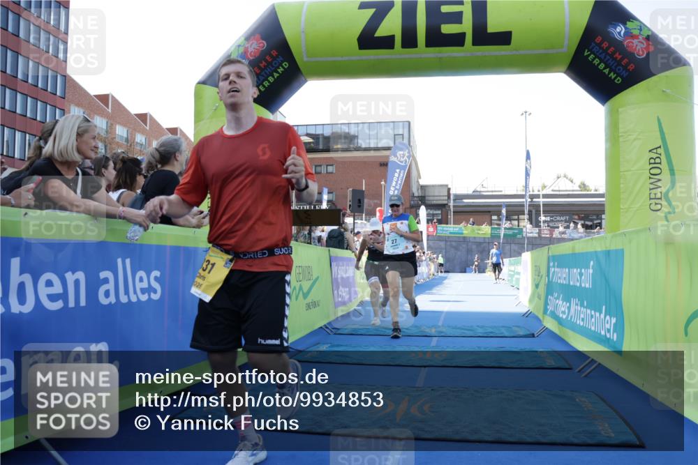 09.08.2026 - GEWOBA Citytriathlon Bremen Yannick Fuchs http://msf.ph/oto/9934853 09.08.2026 11:37:18 Ziel 27, 113, 331, 510 meine-sportfotos.de