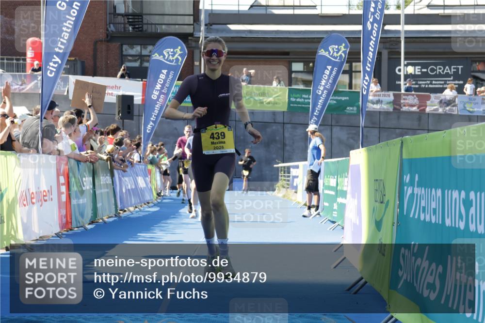 09.08.2026 - GEWOBA Citytriathlon Bremen Yannick Fuchs http://msf.ph/oto/9934879 09.08.2026 11:37:28 Ziel 303, 439, 455 meine-sportfotos.de