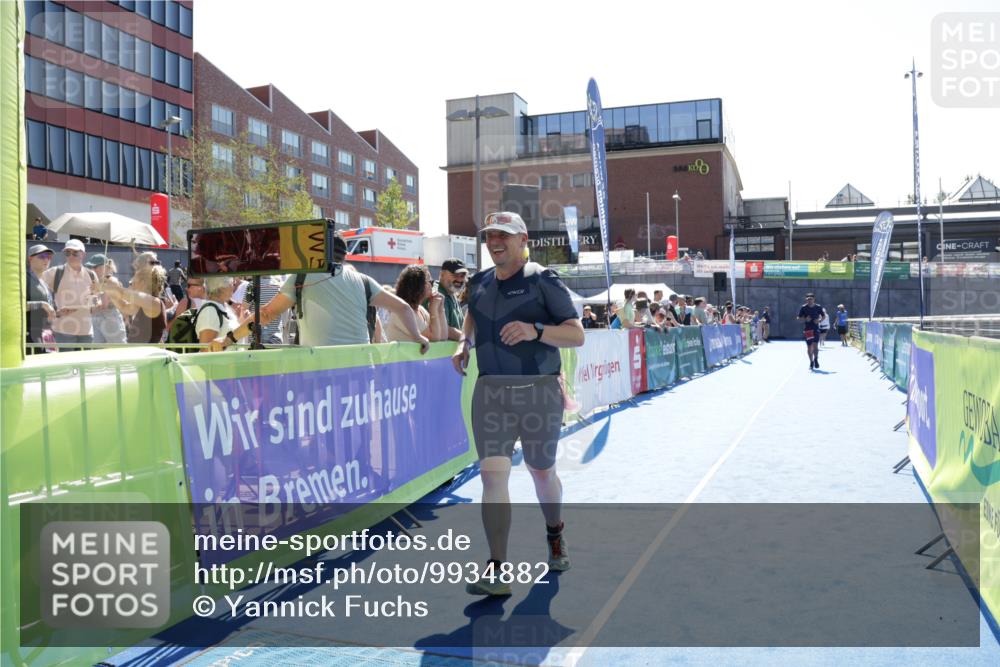 09.08.2026 - GEWOBA Citytriathlon Bremen Yannick Fuchs http://msf.ph/oto/9934882 09.08.2026 14:43:01 Ziel 838 meine-sportfotos.de