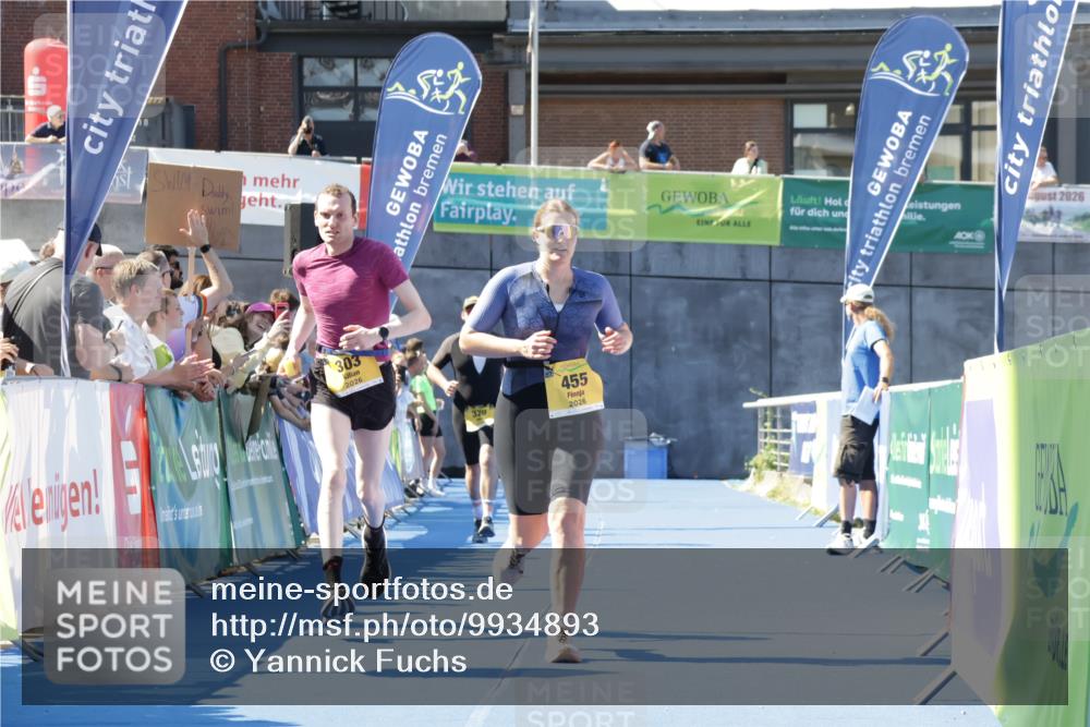 09.08.2026 - GEWOBA Citytriathlon Bremen Yannick Fuchs http://msf.ph/oto/9934893 09.08.2026 11:37:31 Ziel 303, 320, 439, 455 meine-sportfotos.de