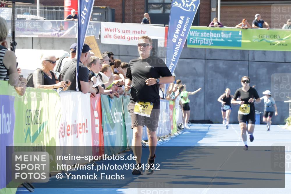 09.08.2026 - GEWOBA Citytriathlon Bremen Yannick Fuchs http://msf.ph/oto/9934932 09.08.2026 11:37:41 Ziel 149, 320, 397, 488 meine-sportfotos.de