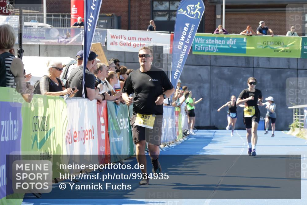09.08.2026 - GEWOBA Citytriathlon Bremen Yannick Fuchs http://msf.ph/oto/9934935 09.08.2026 11:37:42 Ziel 149, 397, 488 meine-sportfotos.de