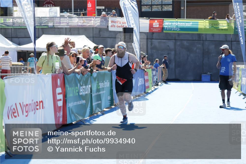 09.08.2026 - GEWOBA Citytriathlon Bremen Yannick Fuchs http://msf.ph/oto/9934940 09.08.2026 14:43:45 Ziel 574 meine-sportfotos.de