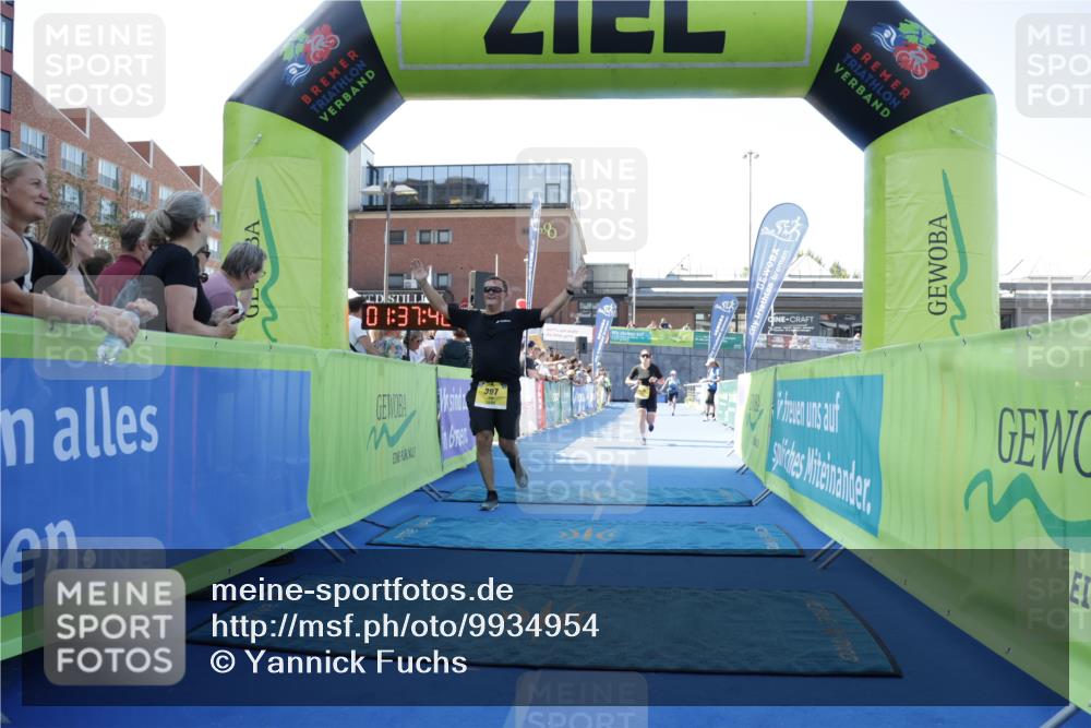 09.08.2026 - GEWOBA Citytriathlon Bremen Yannick Fuchs http://msf.ph/oto/9934954 09.08.2026 11:37:44 Ziel 91, 397, 488 meine-sportfotos.de