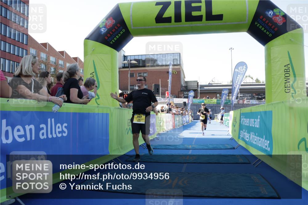 09.08.2026 - GEWOBA Citytriathlon Bremen Yannick Fuchs http://msf.ph/oto/9934956 09.08.2026 11:37:45 Ziel 91, 397, 488 meine-sportfotos.de