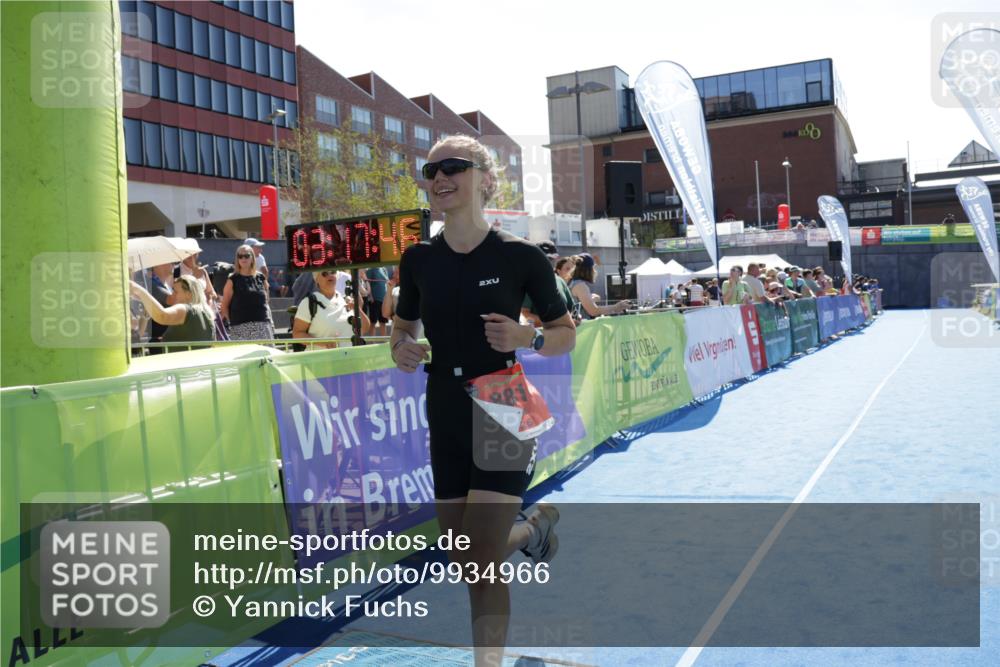 09.08.2026 - GEWOBA Citytriathlon Bremen Yannick Fuchs http://msf.ph/oto/9934966 09.08.2026 14:44:10 Ziel 881 meine-sportfotos.de