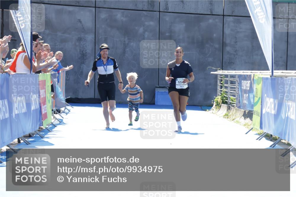 09.08.2026 - GEWOBA Citytriathlon Bremen Yannick Fuchs http://msf.ph/oto/9934975 09.08.2026 14:44:52 Ziel  meine-sportfotos.de