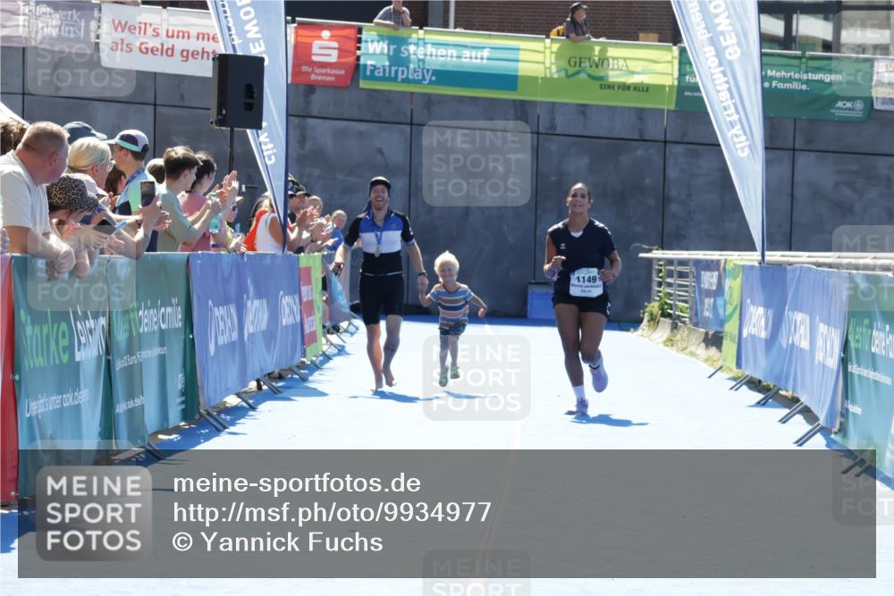 09.08.2026 - GEWOBA Citytriathlon Bremen Yannick Fuchs http://msf.ph/oto/9934977 09.08.2026 14:44:54 Ziel 1149 meine-sportfotos.de