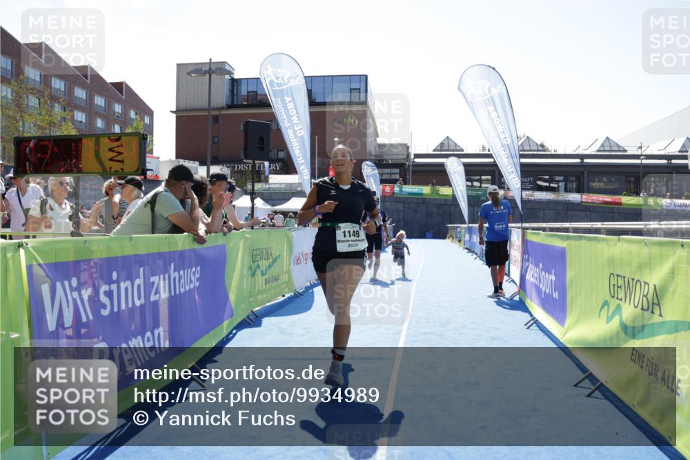 09.08.2026 - GEWOBA Citytriathlon Bremen Yannick Fuchs http://msf.ph/oto/9934989 09.08.2026 14:44:58 Ziel 1149 meine-sportfotos.de