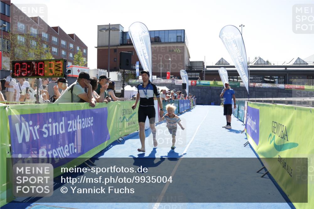 09.08.2026 - GEWOBA Citytriathlon Bremen Yannick Fuchs http://msf.ph/oto/9935004 09.08.2026 14:45:00 Ziel 1149 meine-sportfotos.de