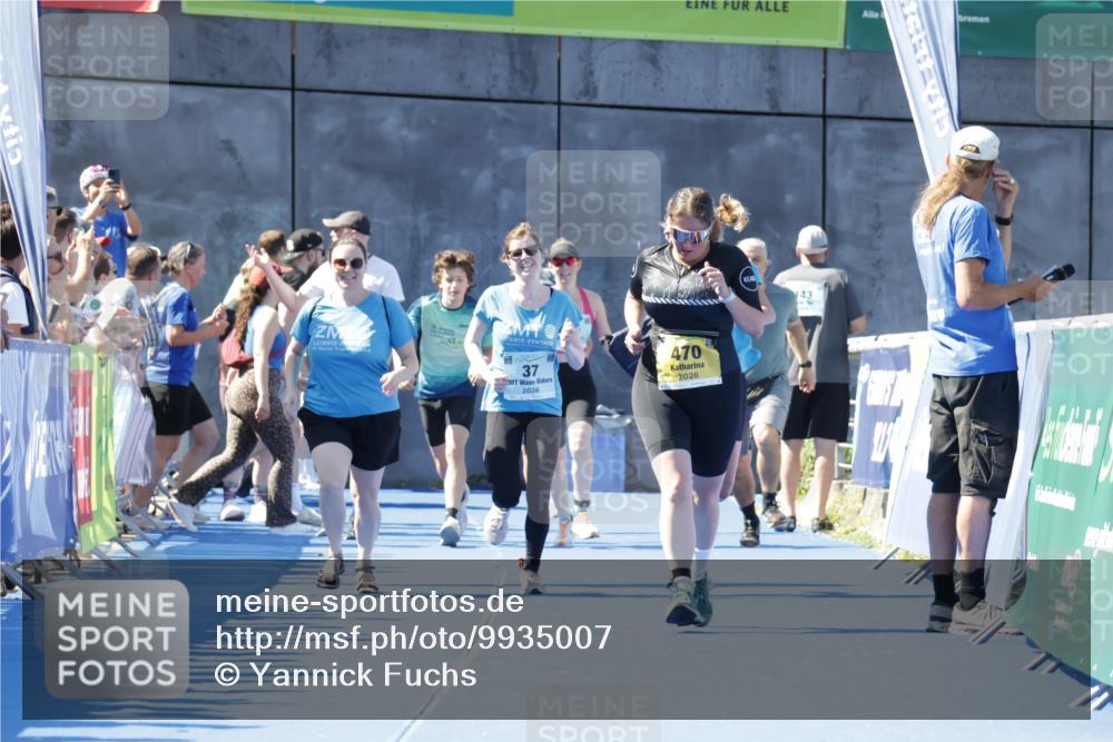 09.08.2026 - GEWOBA Citytriathlon Bremen Yannick Fuchs http://msf.ph/oto/9935007 09.08.2026 11:37:57 Ziel  meine-sportfotos.de