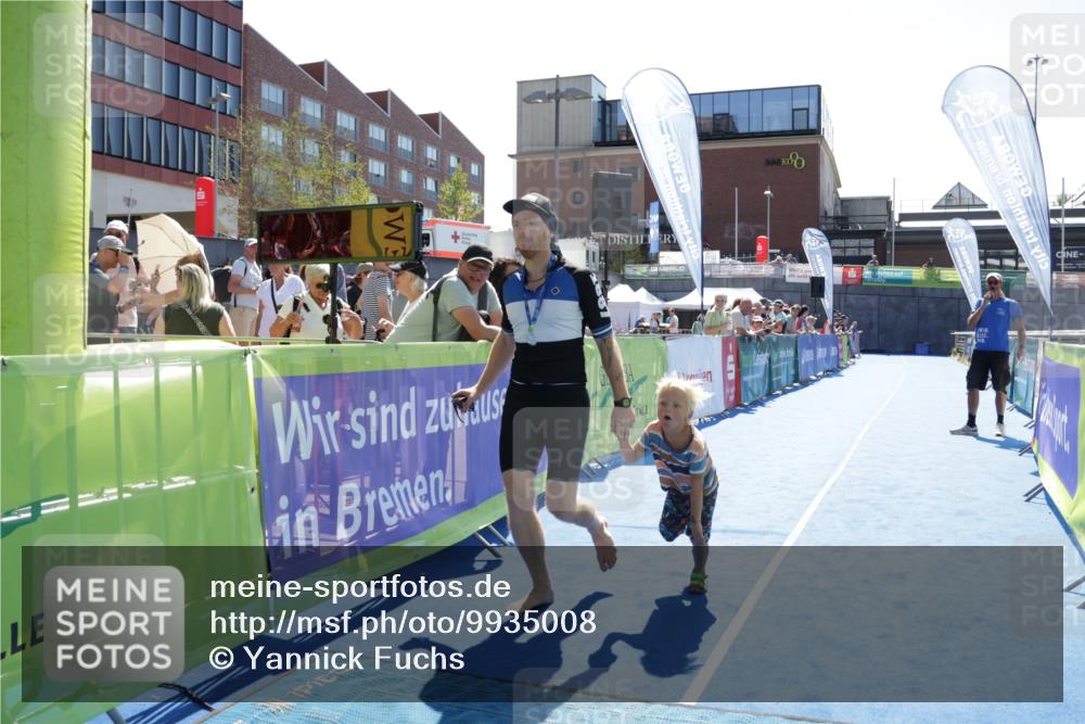 09.08.2026 - GEWOBA Citytriathlon Bremen Yannick Fuchs http://msf.ph/oto/9935008 09.08.2026 14:45:01 Ziel 1149 meine-sportfotos.de