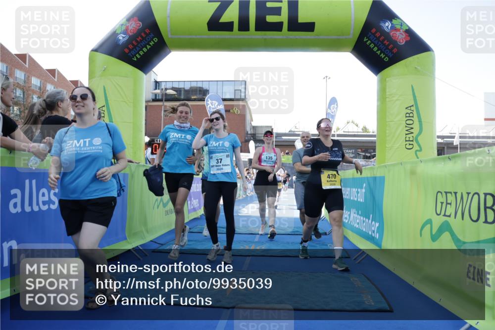 09.08.2026 - GEWOBA Citytriathlon Bremen Yannick Fuchs http://msf.ph/oto/9935039 09.08.2026 11:38:05 Ziel 37, 127, 135, 426, 470 meine-sportfotos.de